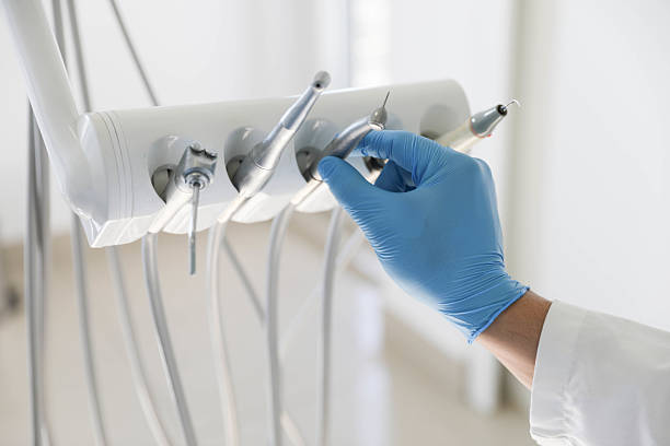 Professional Tooth Extraction technician working in Hillsdale, MI